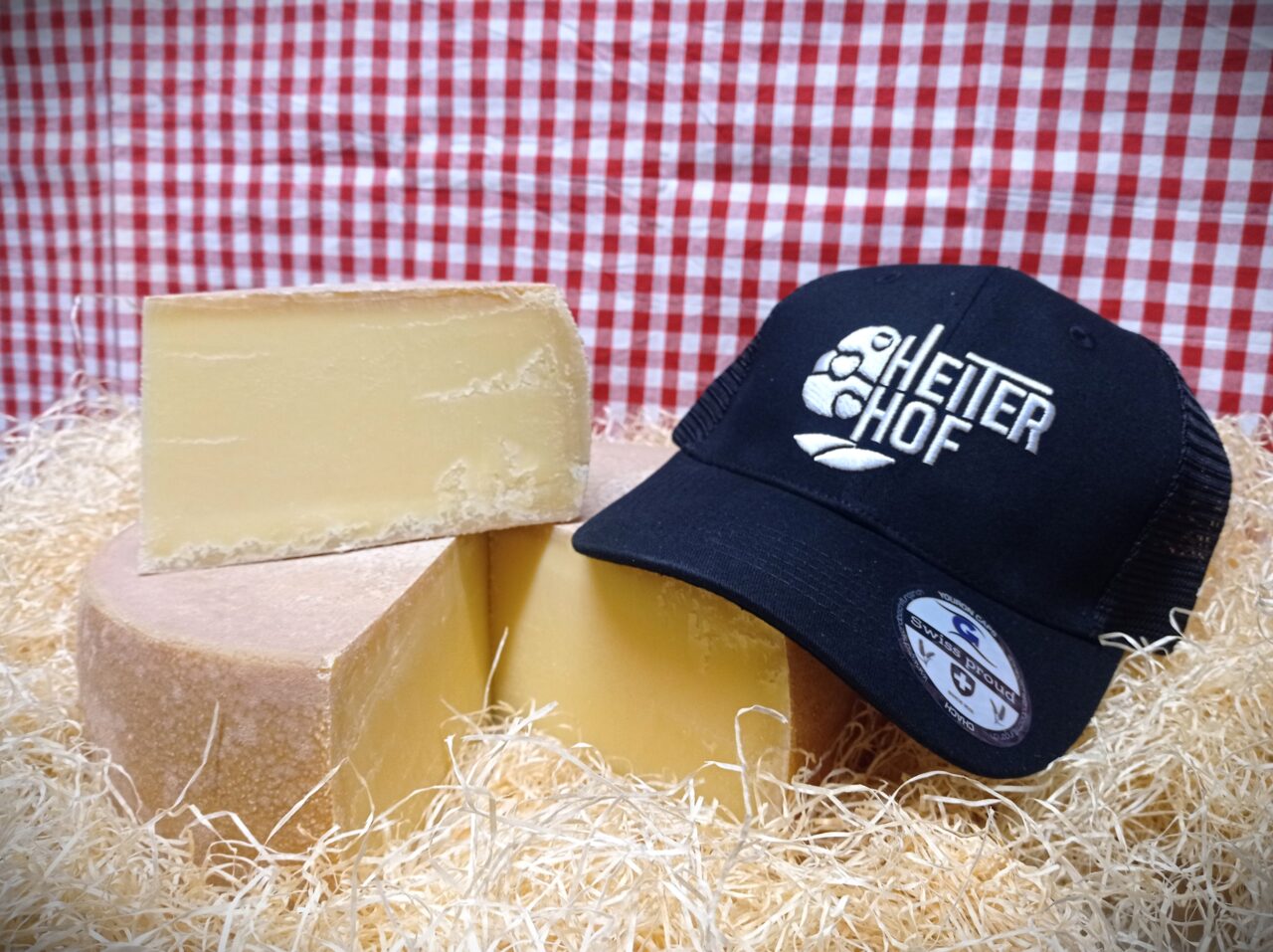 Bündner Alpkäse würzig mit Heiterhofcap